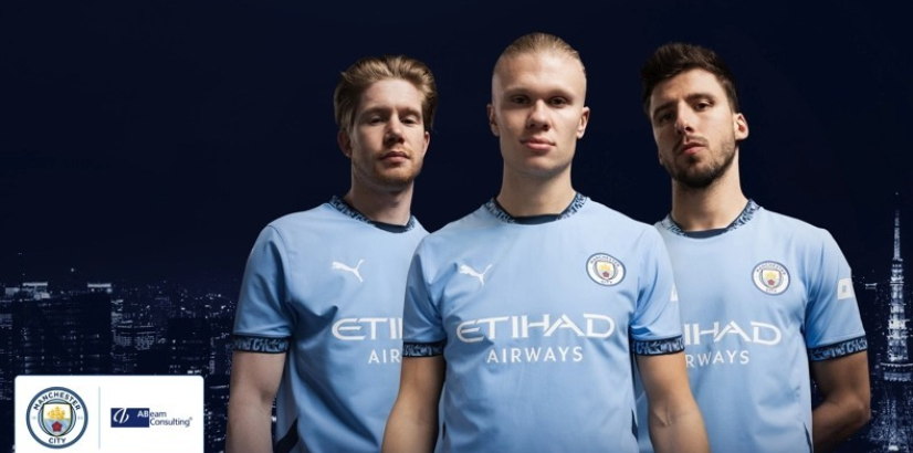 利物浦3-0曼联，迪亚斯双响萨拉赫献助攻