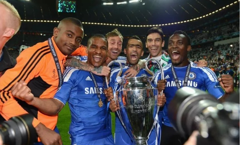 徐梦桃将荣耀担任闭幕式中国代表团旗手——人民日报客户端报道